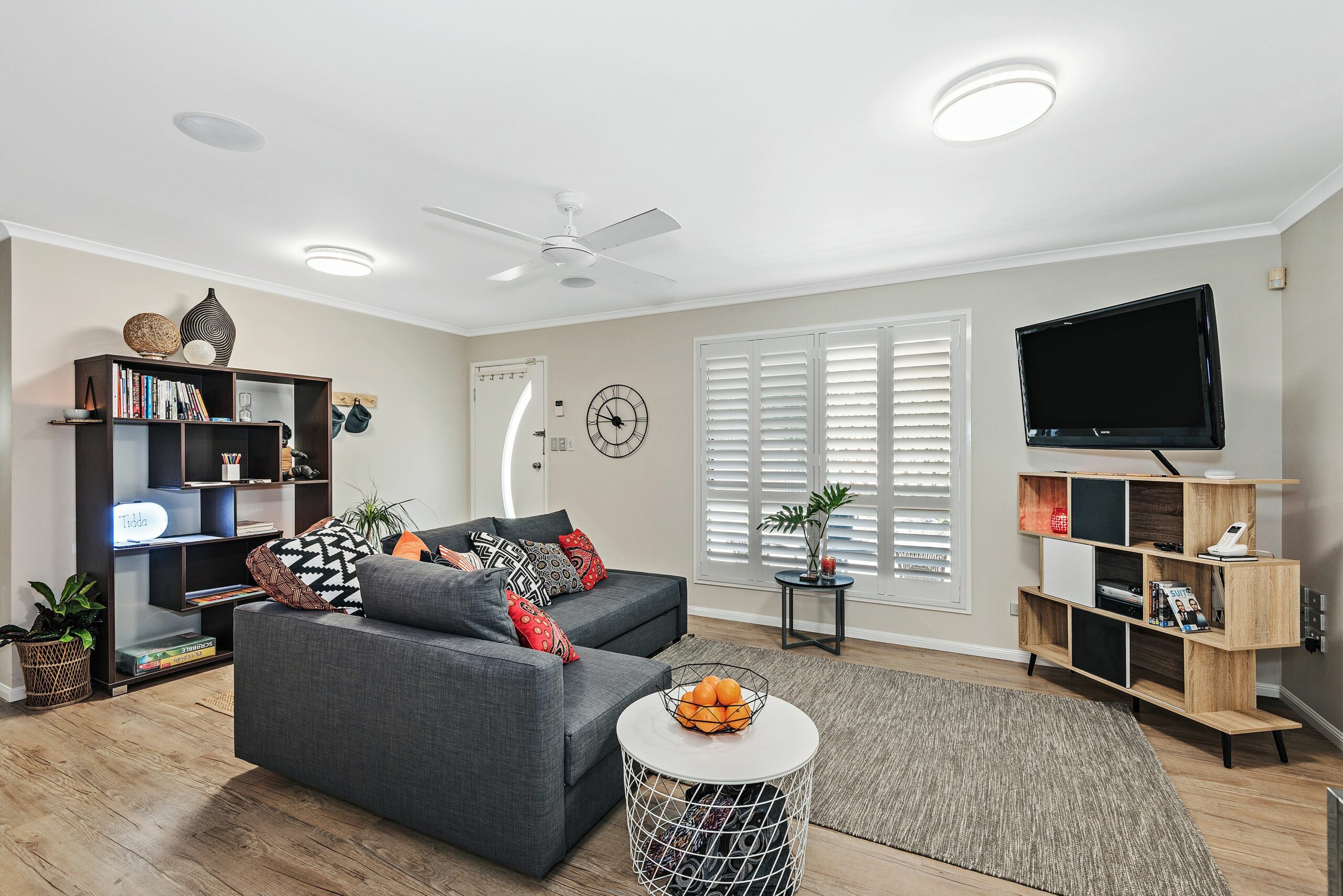 Self-contained 2 brm "smart" apartment in Bayside Brisbane