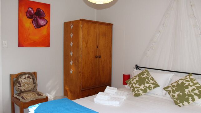 Surfers Beach Cottage Pet Friendly