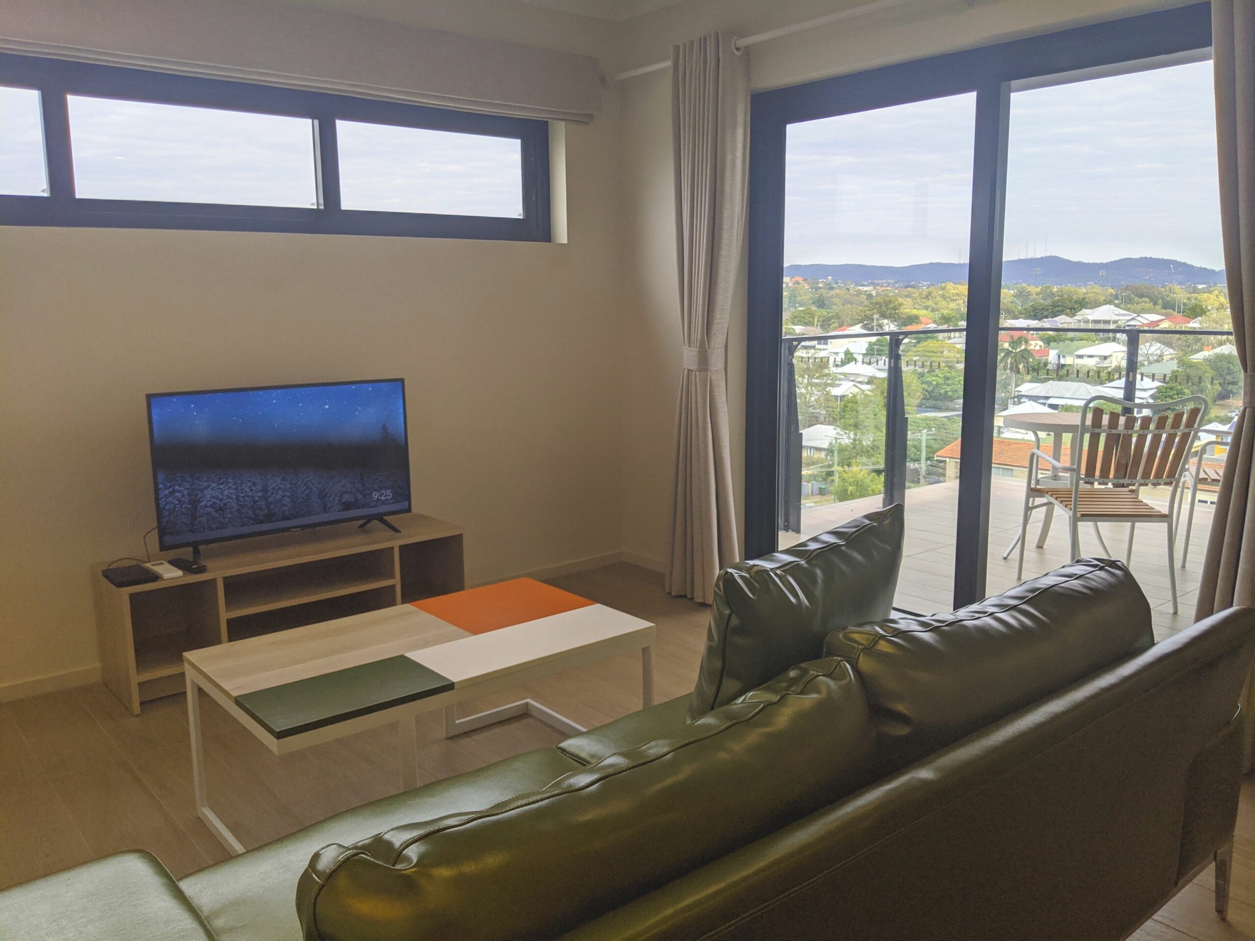 Stylish 2bedroom Apartment With City View in Windsor, Brisbane