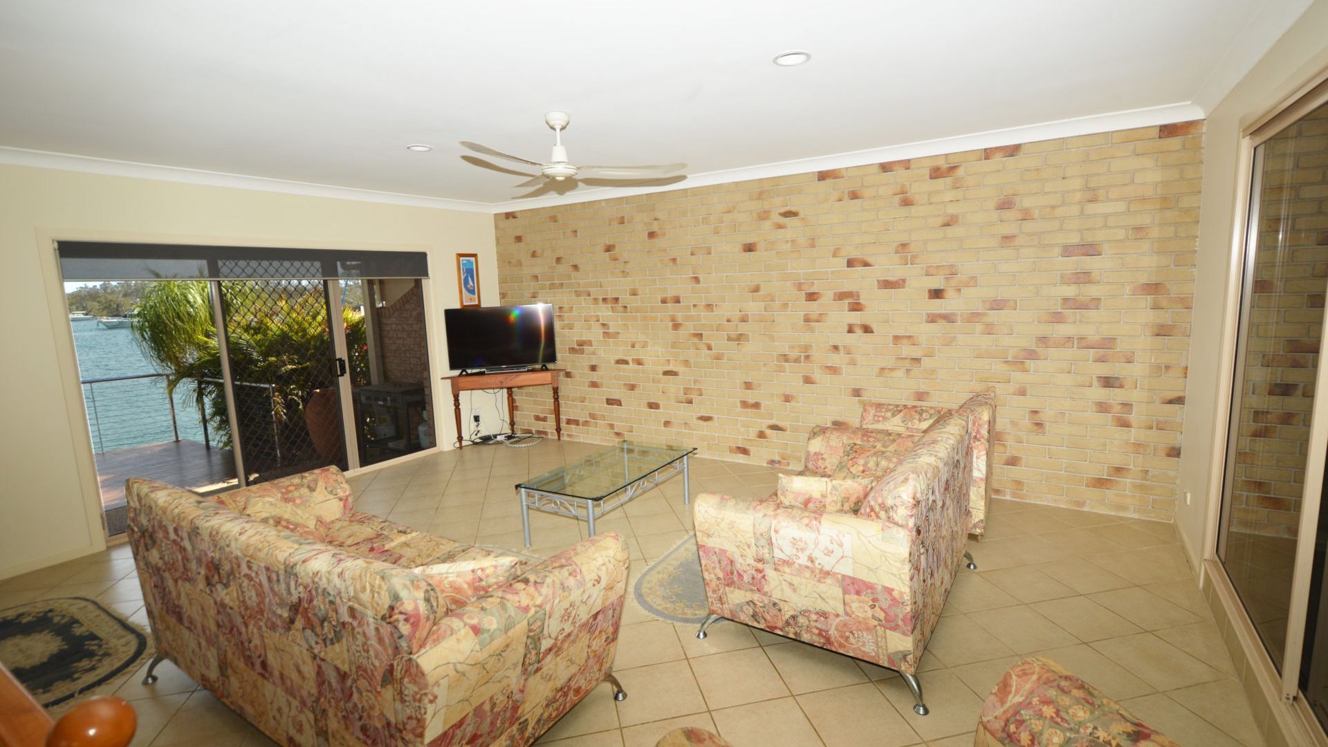 Hook, Wine & Sinker, Yamba, Dog Friendly, Waterfront Property