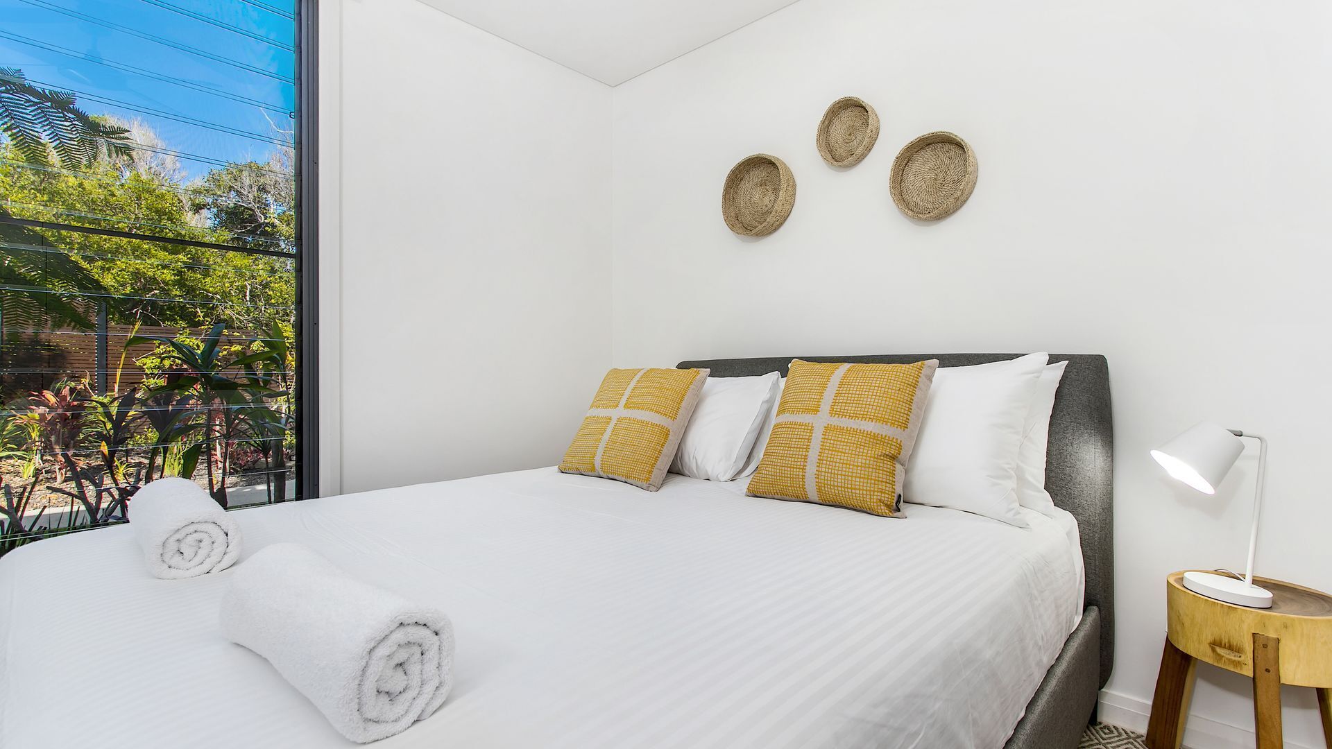 A Perfect Stay Kiah Beachside - Executive Style