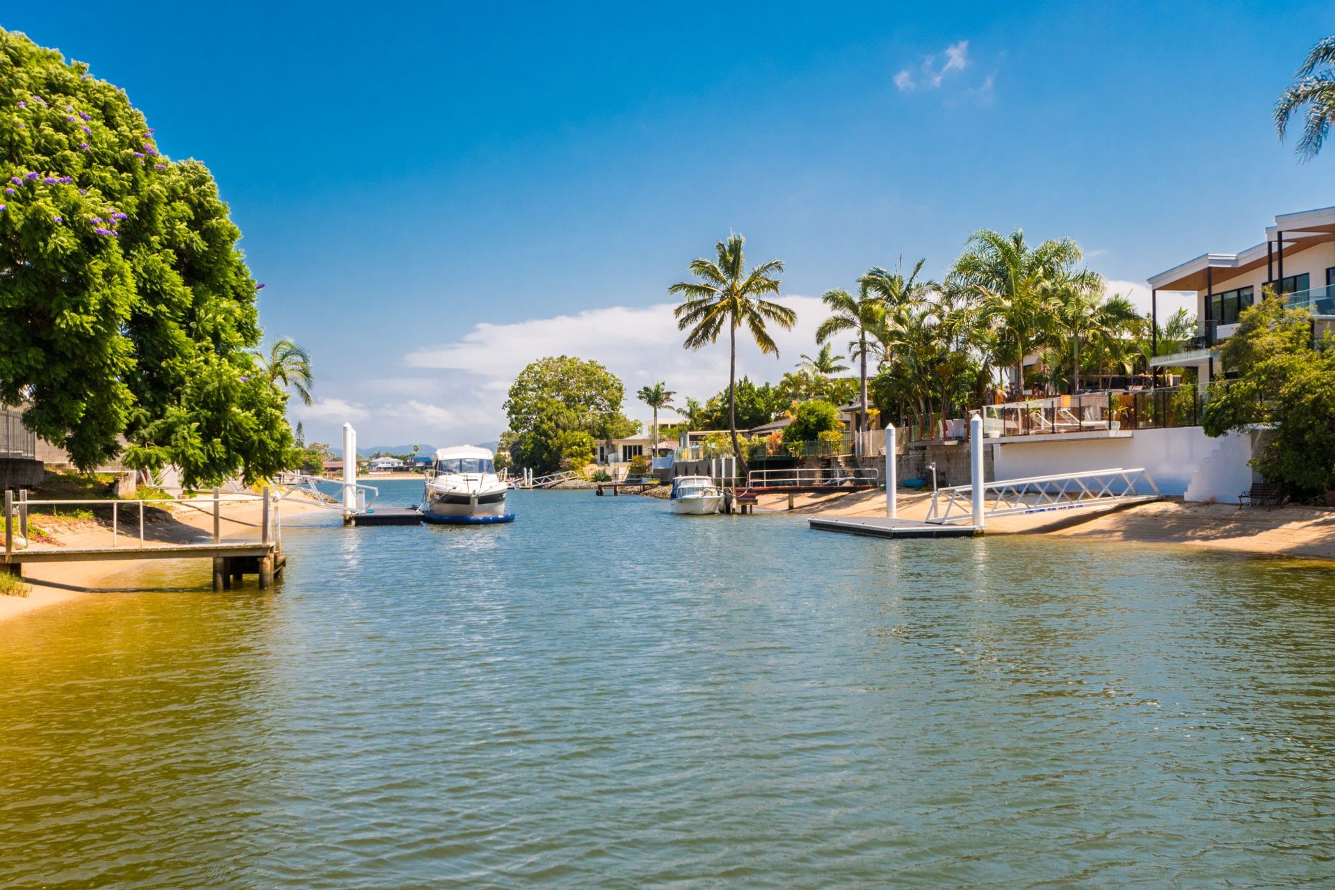 Bliss On Pearl Key - Broadbeach Waters, QLD