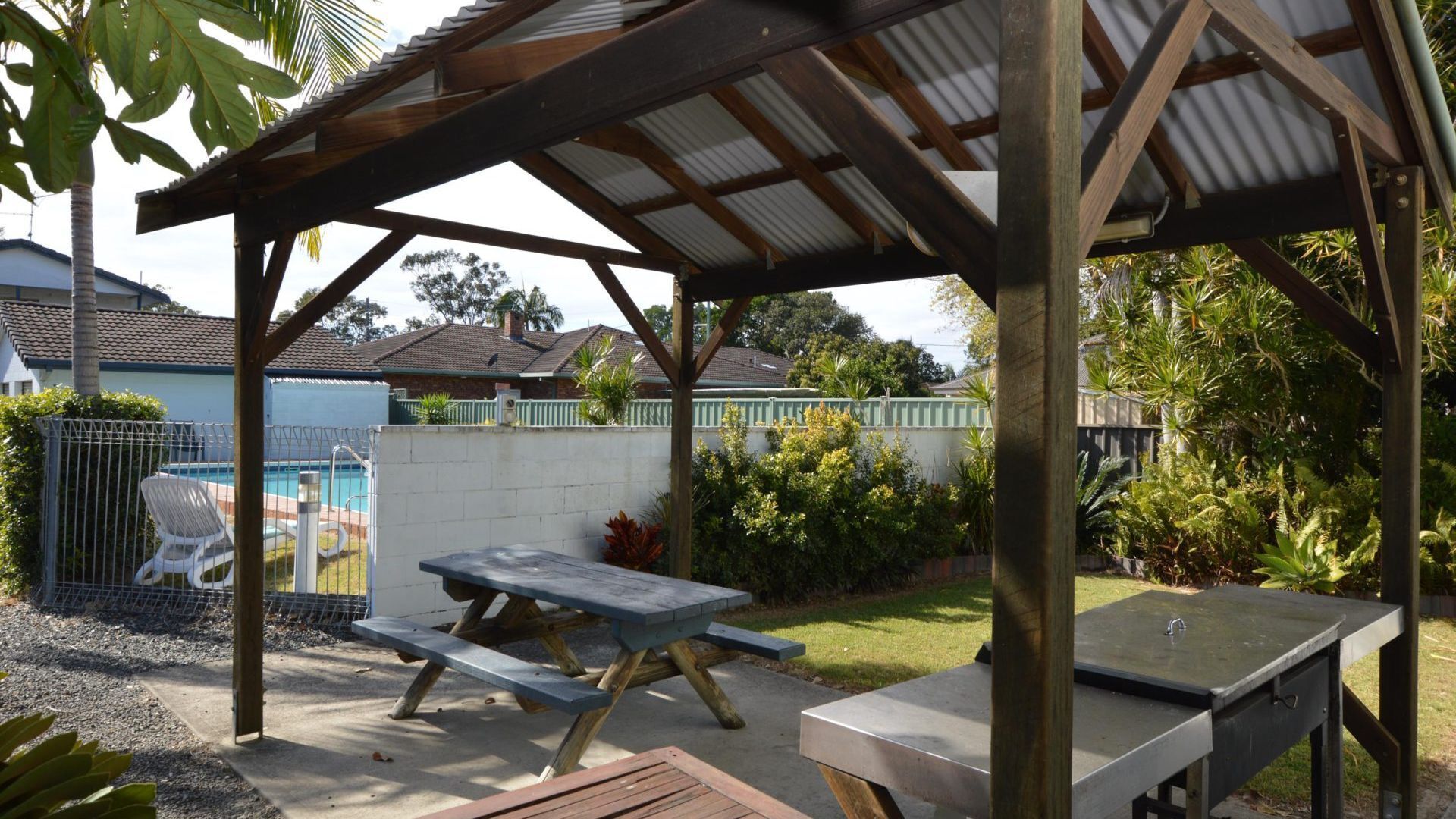 Iluka Villa Unit 6, pool, Iluka