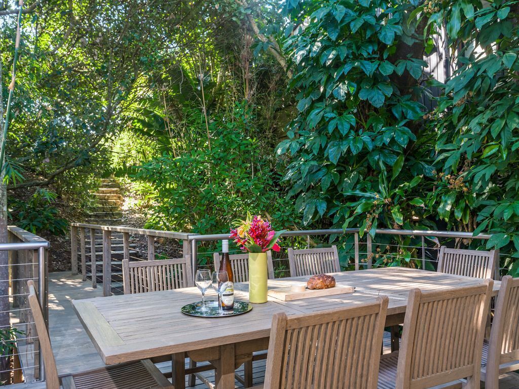 12 Childe Street, Byron Bay - Absolute Belongil Summerhouse