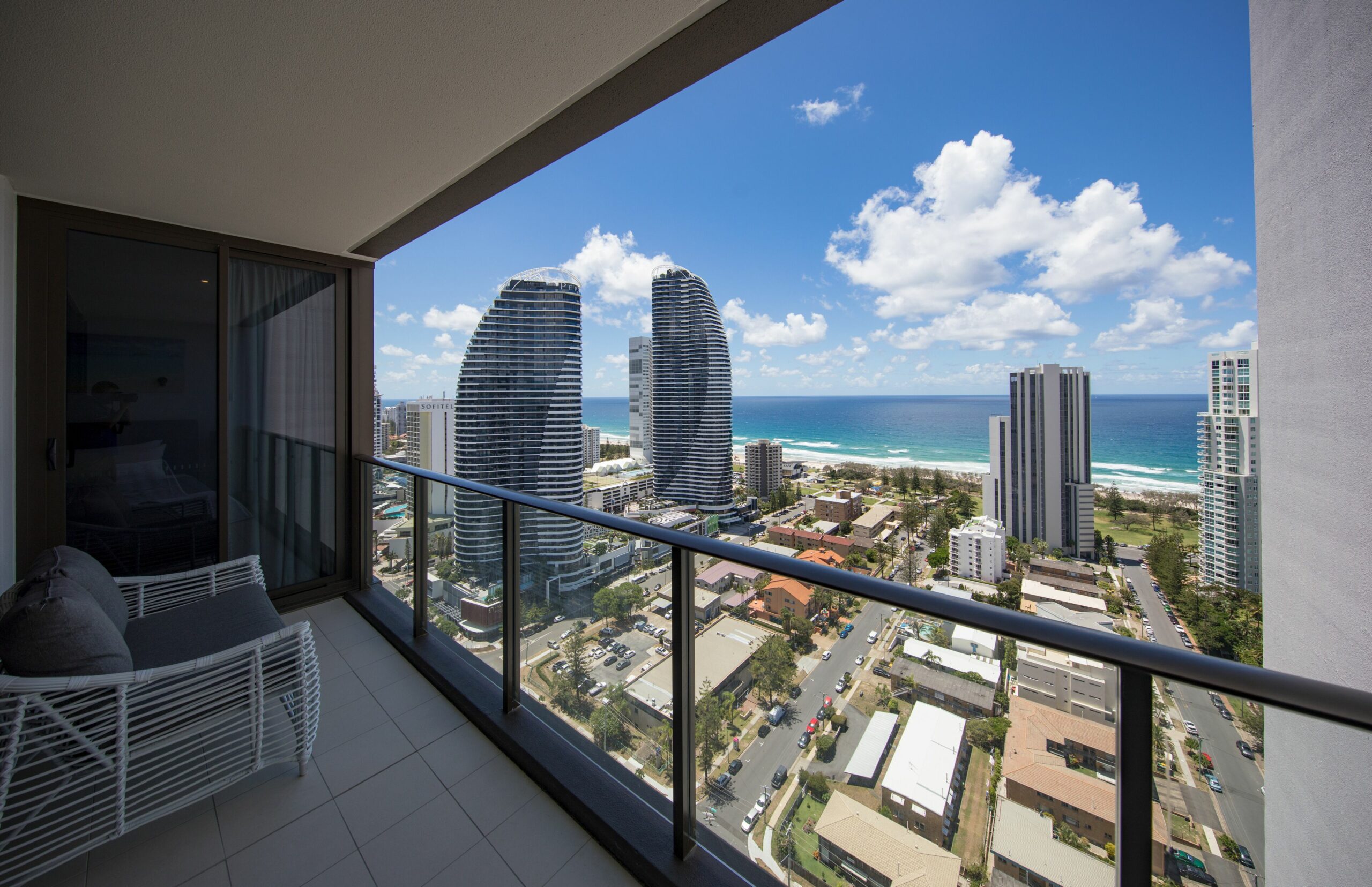 Premium Ocean View Apartment Broadbeach