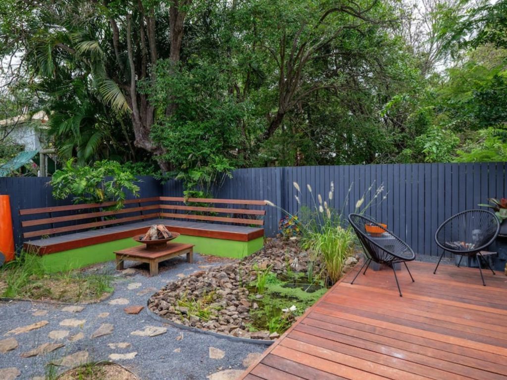 Boho-chic Apartment With Garden Patio Oasis