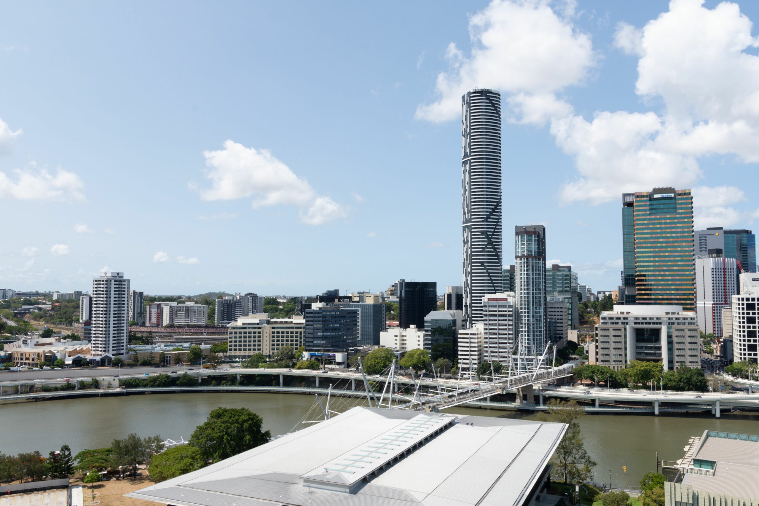 Skyline Views From a Sleek Apartment With a Heated Pool