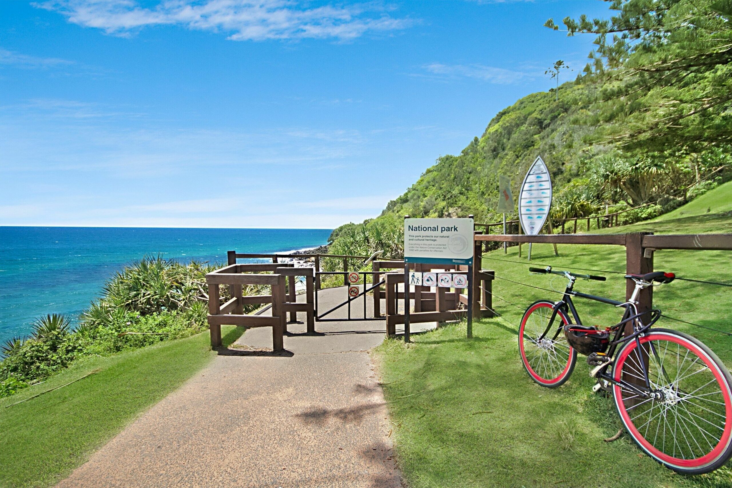 Burleigh Beach House, Wifi, Pool, Dogfriendly