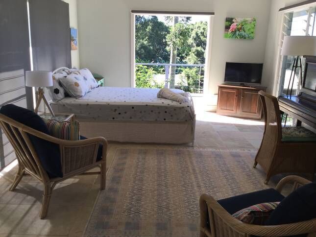 Songbird. Federal Byron Hinterland . Perfect place to recharge !