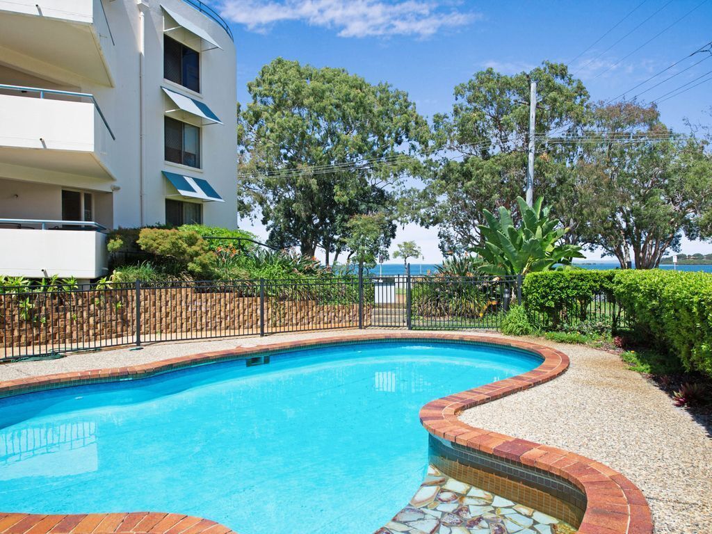 Everything you Need Including a Pool! Karoonda Sands Apartments