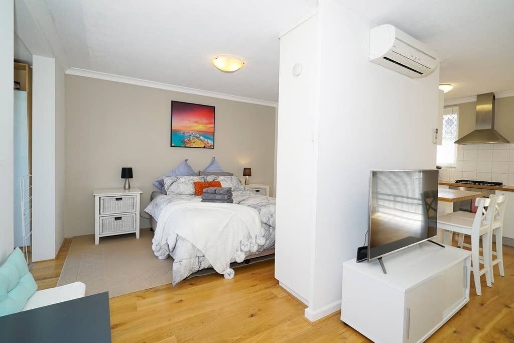 West Perth Mini Penthouse!