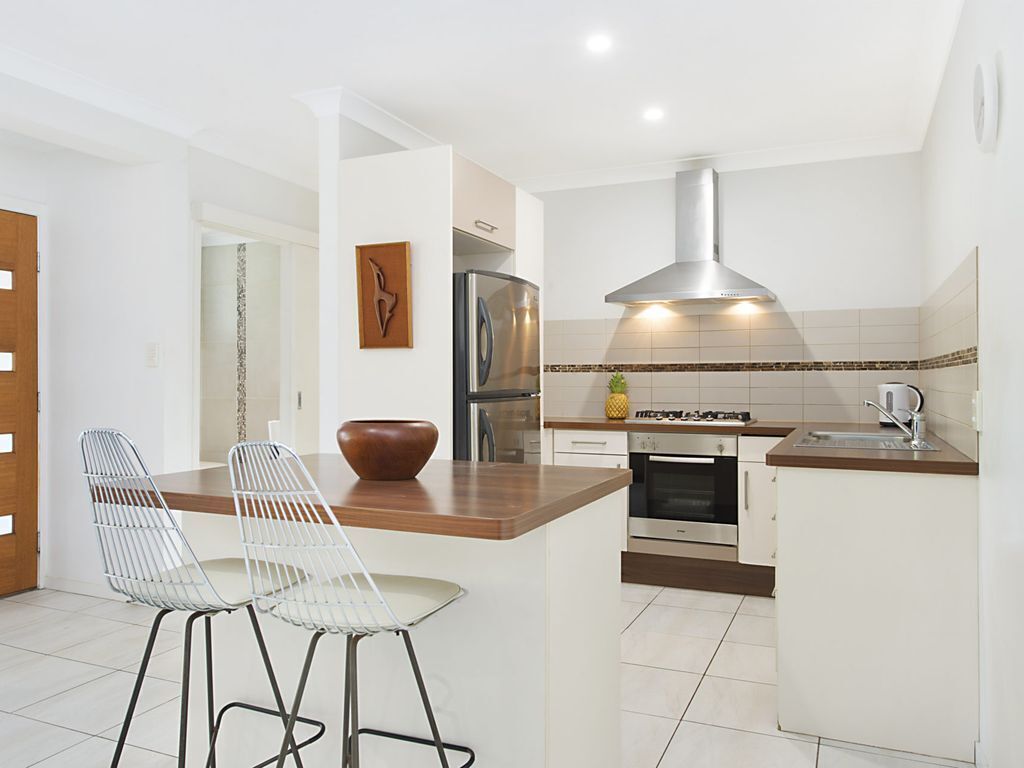 Hideaway in Coolangatta Granny flat style 1 bedroom with Wi-Fi included