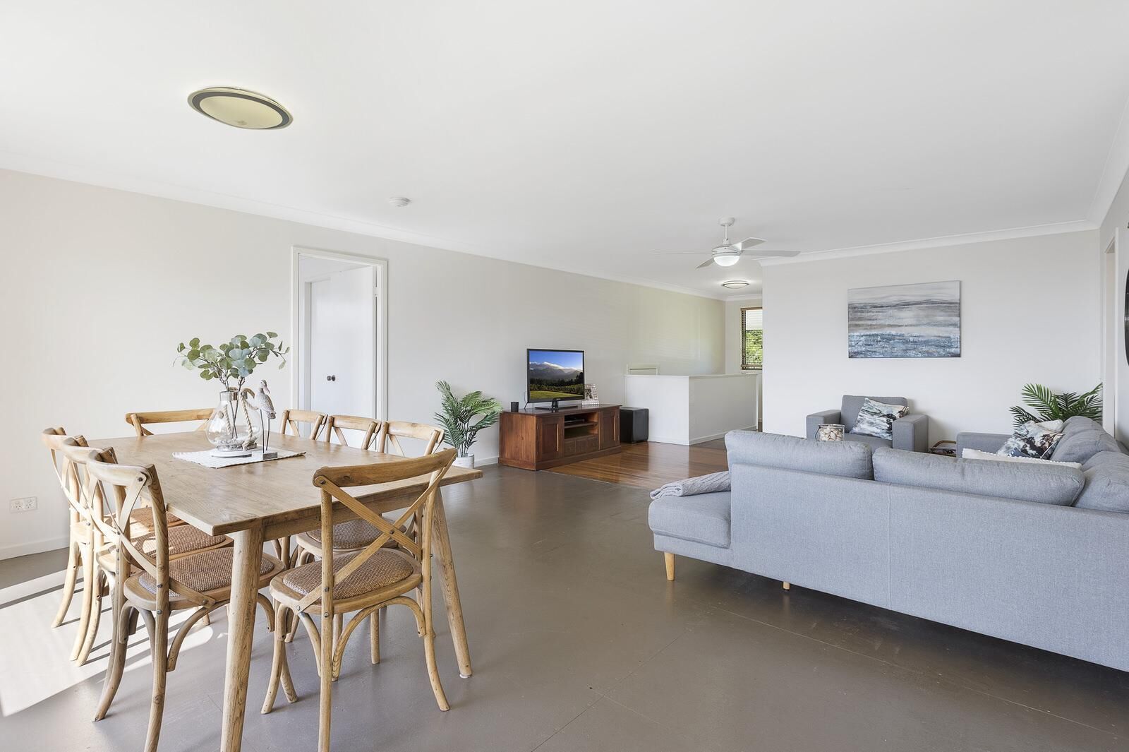 Bailey's Beach House - Original East Ballina Beach House With Ocean Glimpses