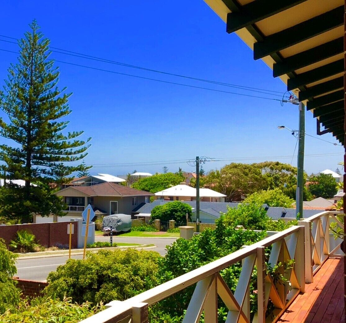 Seahorse Beach House Ocean Views Walk To Beach Free Wifi