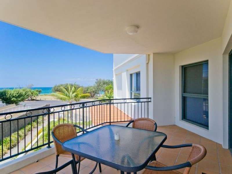 Ocean View in the Breakers Complex With Swimming Pool & Heated Spa!