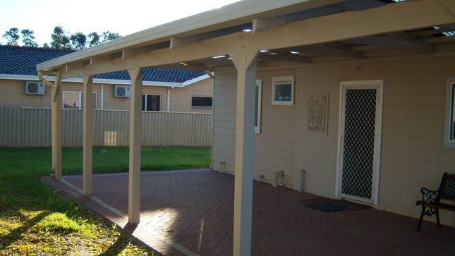 Merredin Accommodation Cottage :wifi & Foxtel Incl. 2 min Walk to Shops