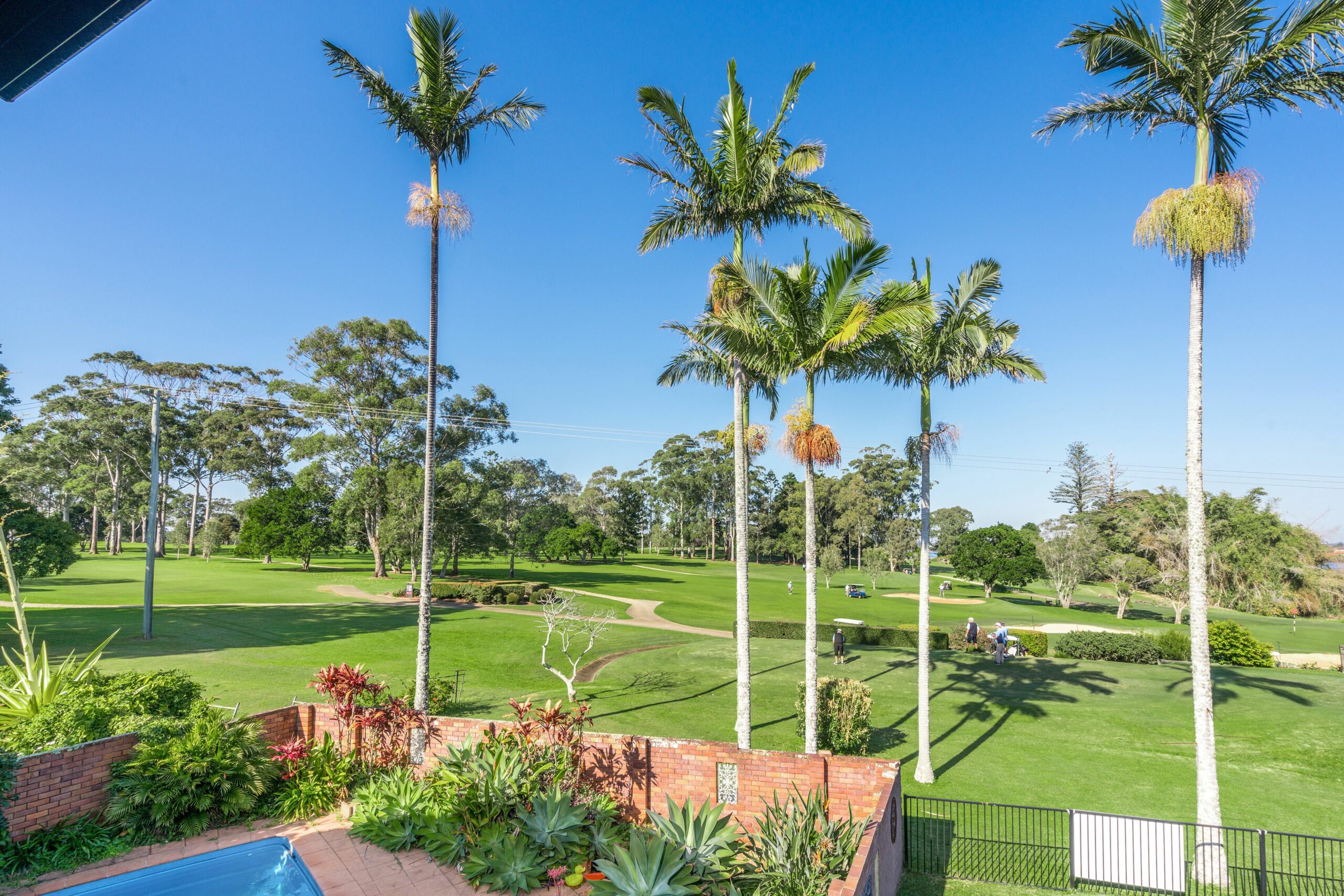 A Perfect Stay - River Links - Views Over the Golf Course & Richmond River