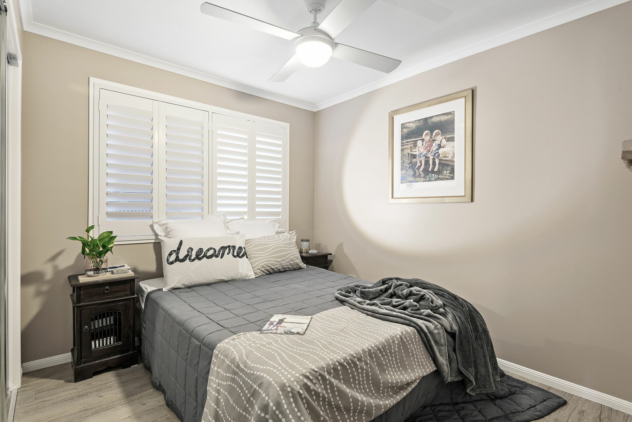 Self-contained 2 brm "smart" apartment in Bayside Brisbane