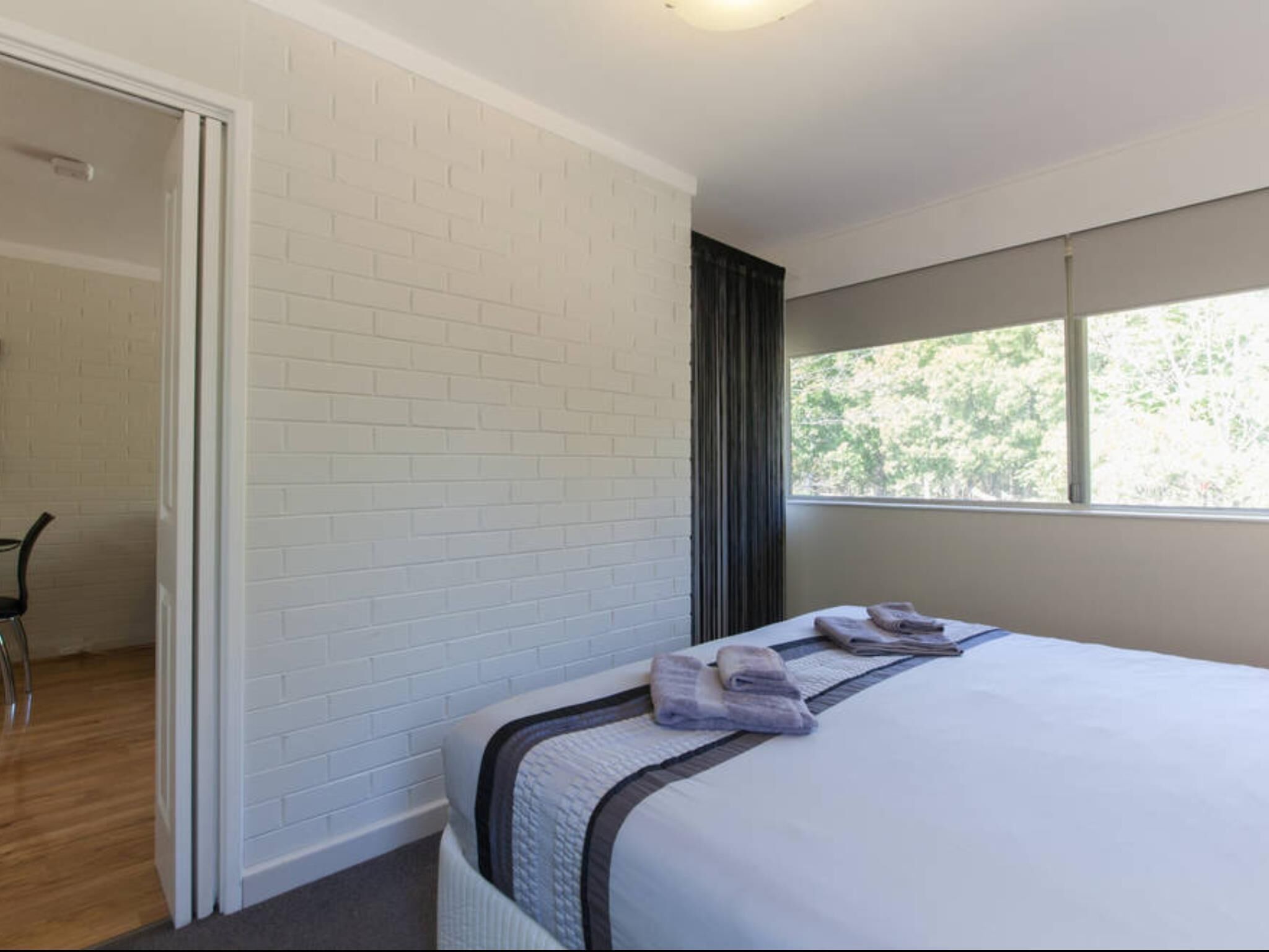 Rosalie Court Convenient to Kings Park & Perth City