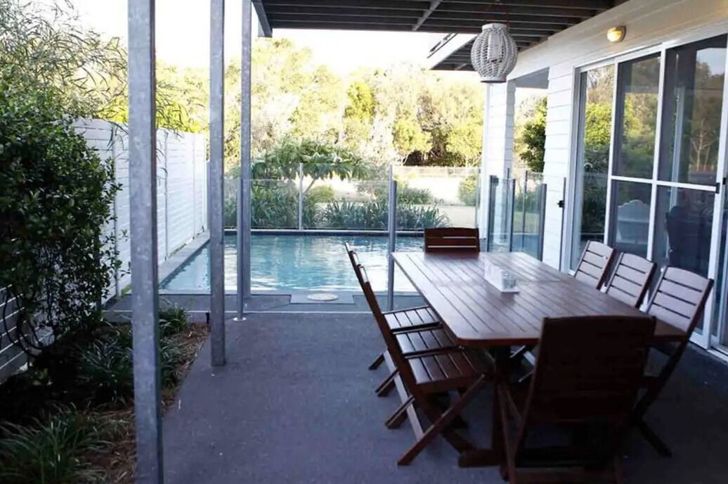 Serenity Beach Retreat - Hamptons Beach Havencasuarina - Sleeps 14 -7 Bedrooms