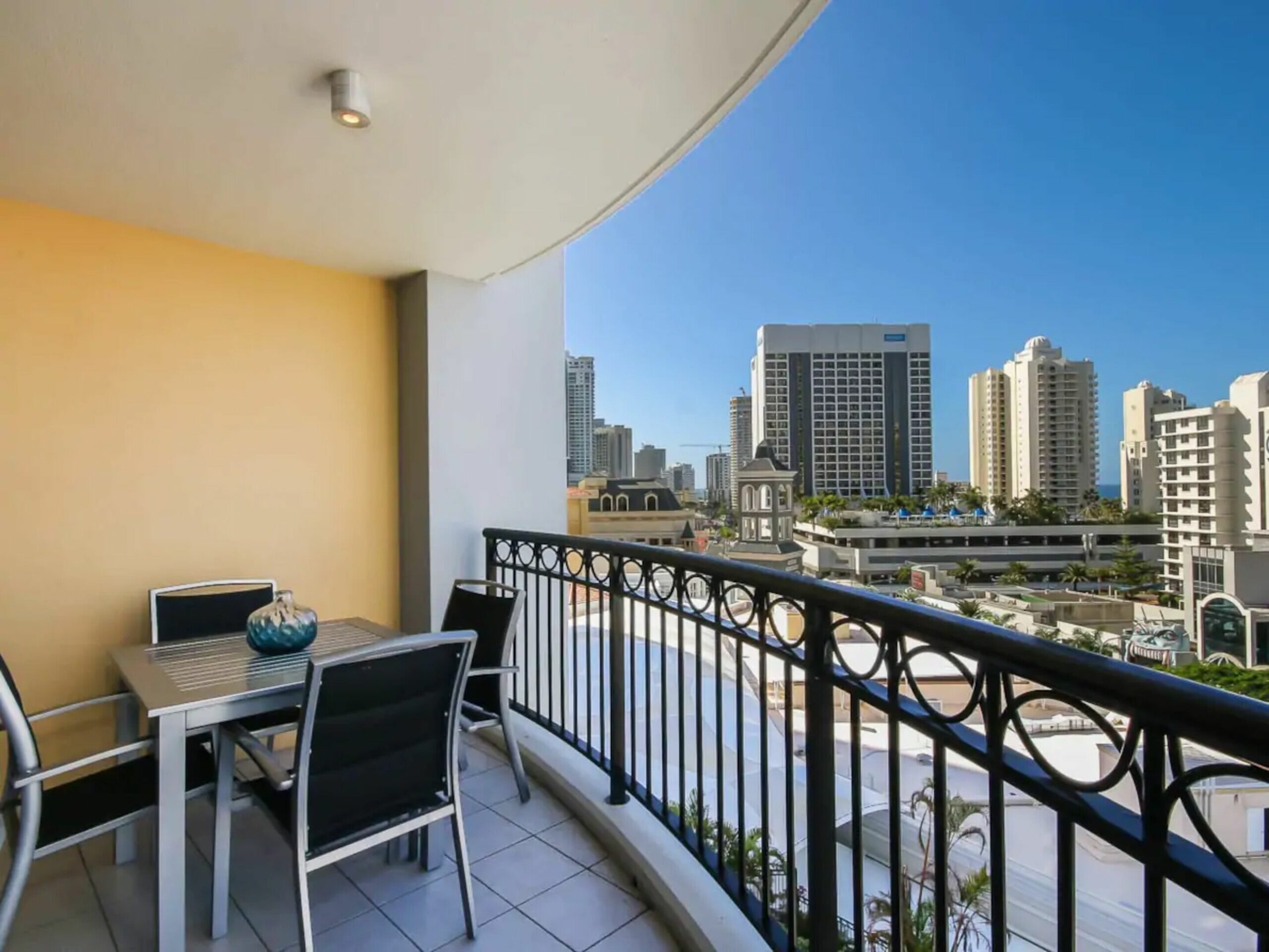 2 Bedroom Gold Coast Resort Apartment