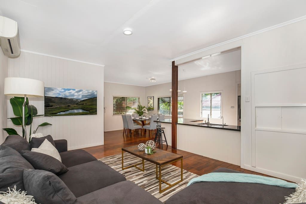 Paddington Central · Paddington Central Sleeps 15, 400m Caxton Street