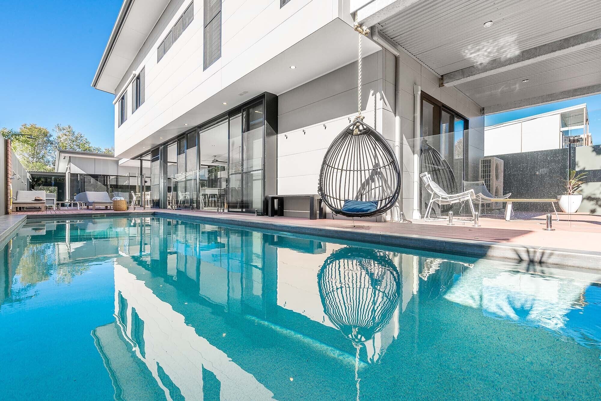 A Perfect Stay Catalina’s – Modern, Contemporary 3 Bedroom House With Pool