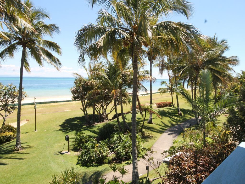 Tangalooma Beachfront Villa 13