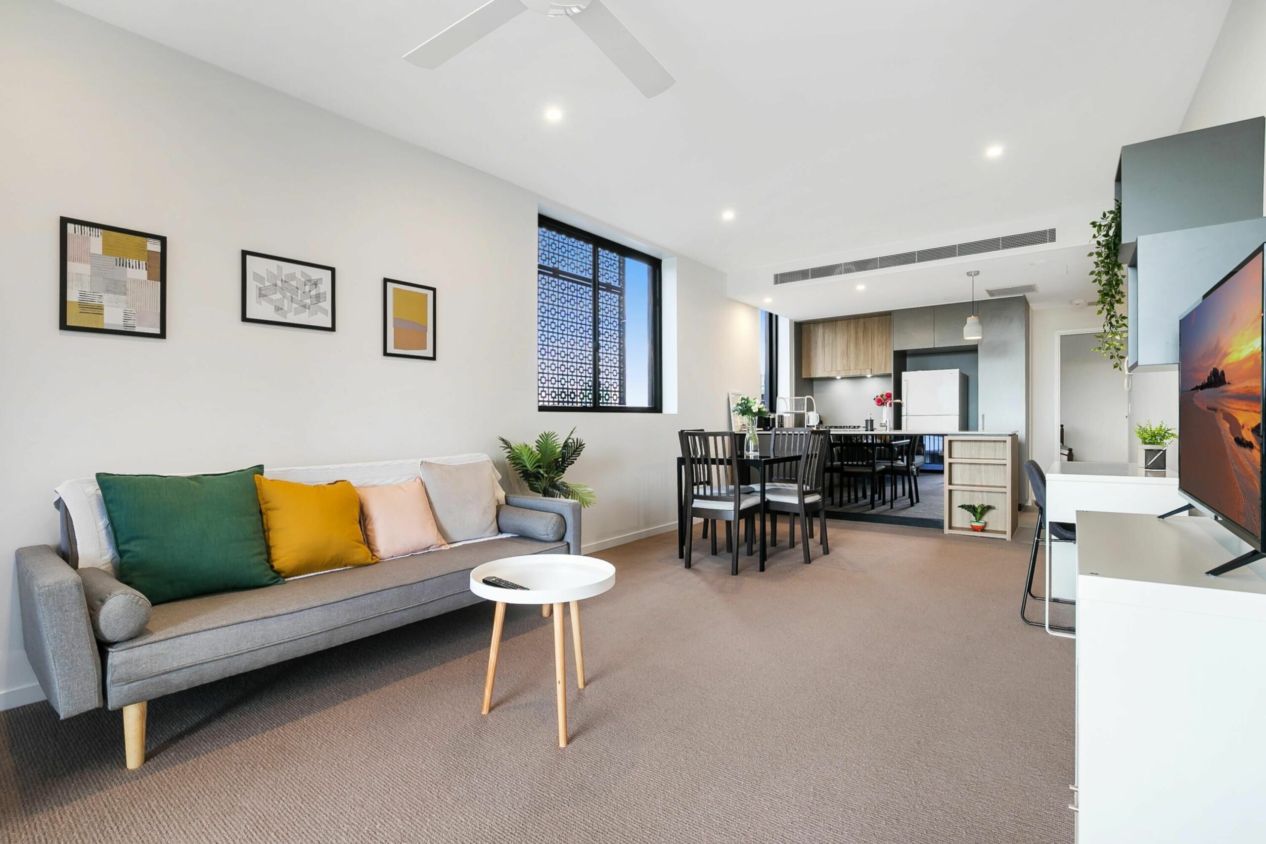 Bright Modern Apartment Near City and Southbank