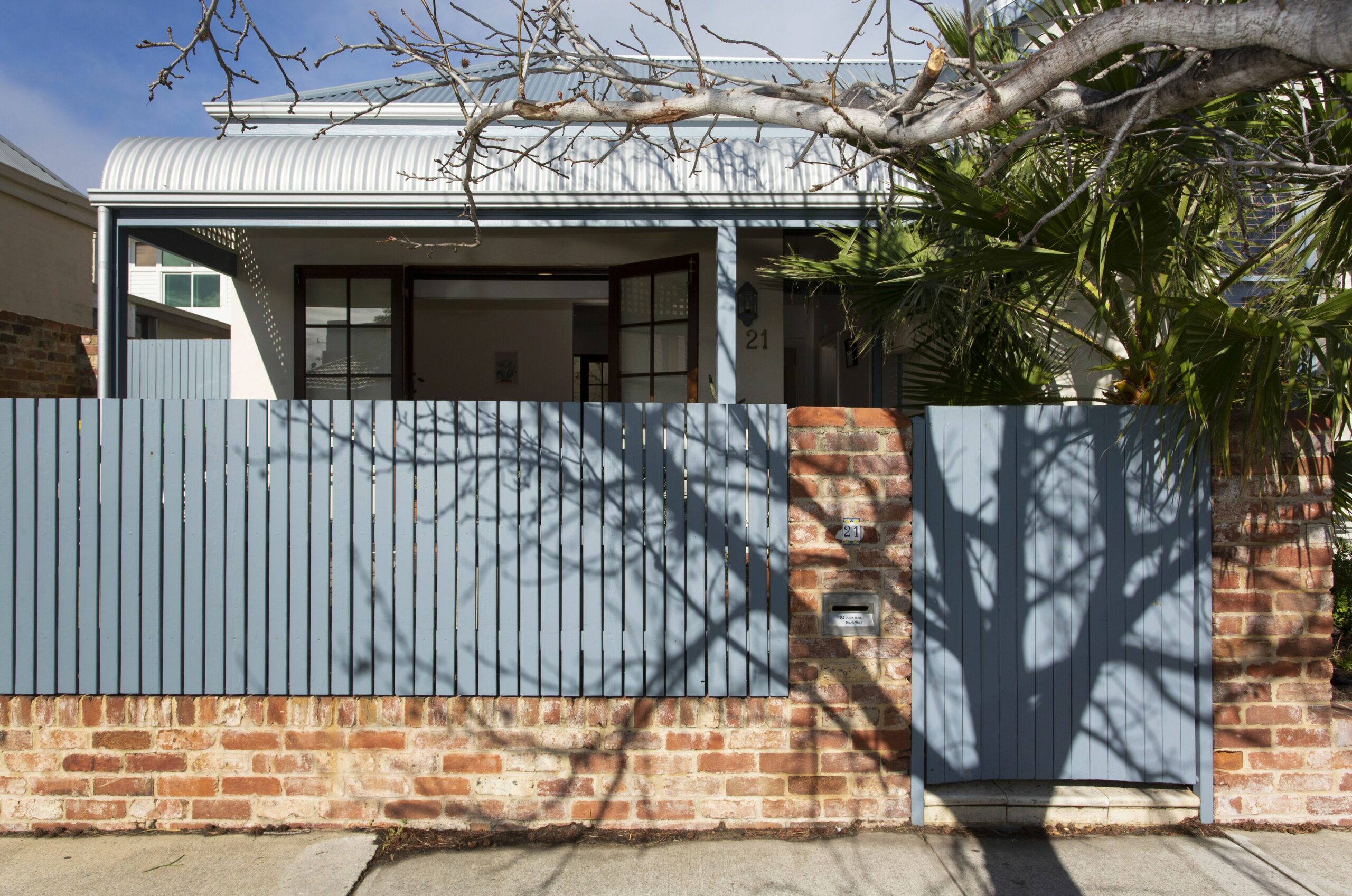 Sweetgum on Lefroy - South Fremantle