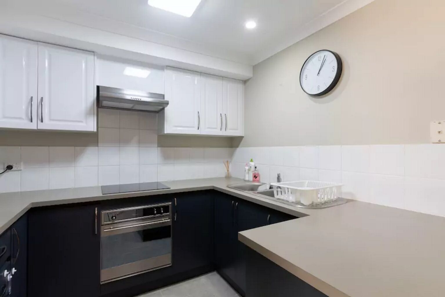 Family Townhouse - Fast Wifi - 15mins TO Perth CBD