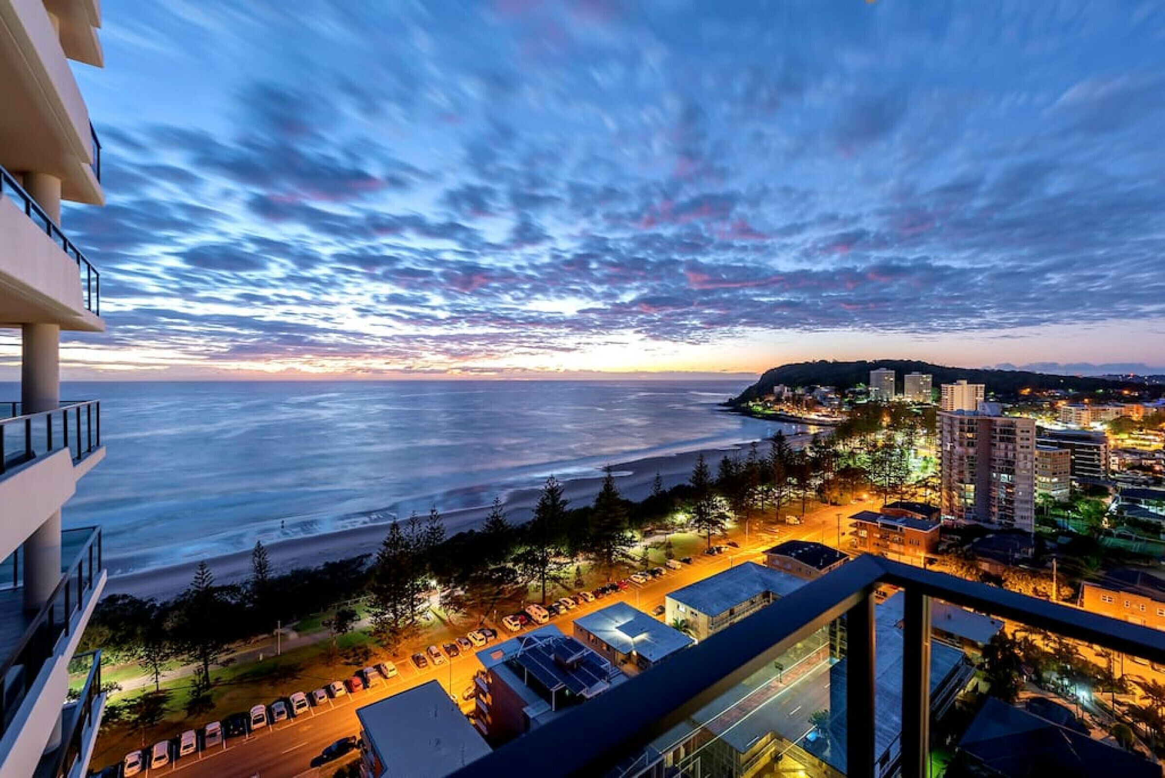 Luxury Beachfront Sky Home - Ocean Views