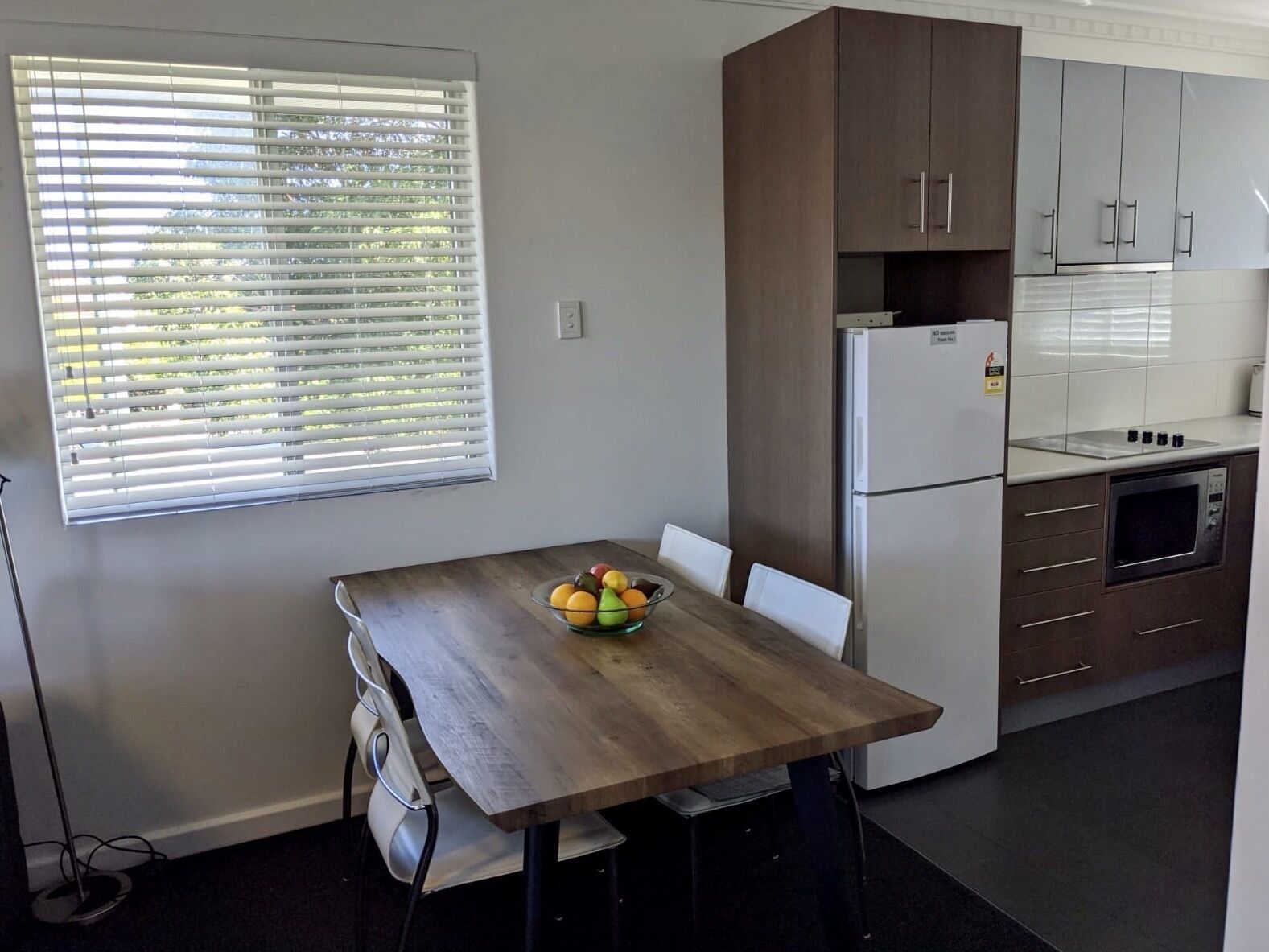 Superb 2 BR Apartment Minutes to Cbd- Cen8