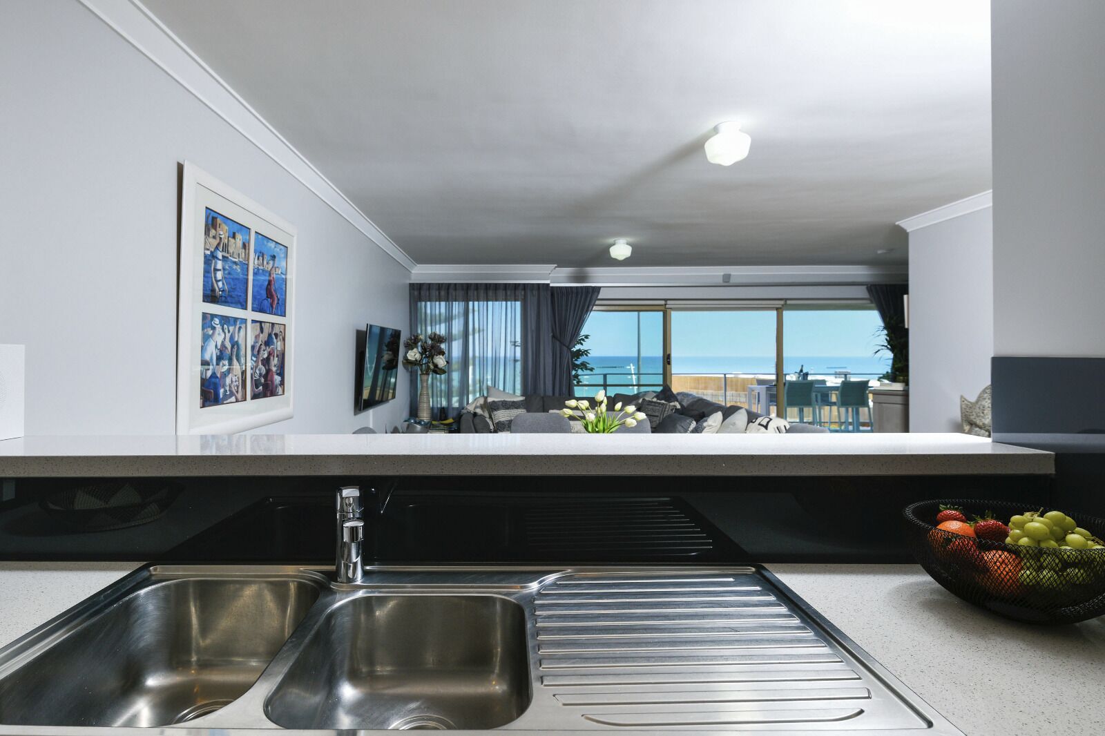 Scarborough Beach , Sandcastles by the sea. Beach front apartment Scarborough