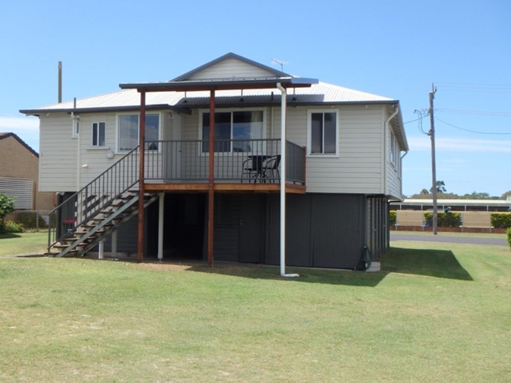 Beech ST 11 - Evans Head, NSW