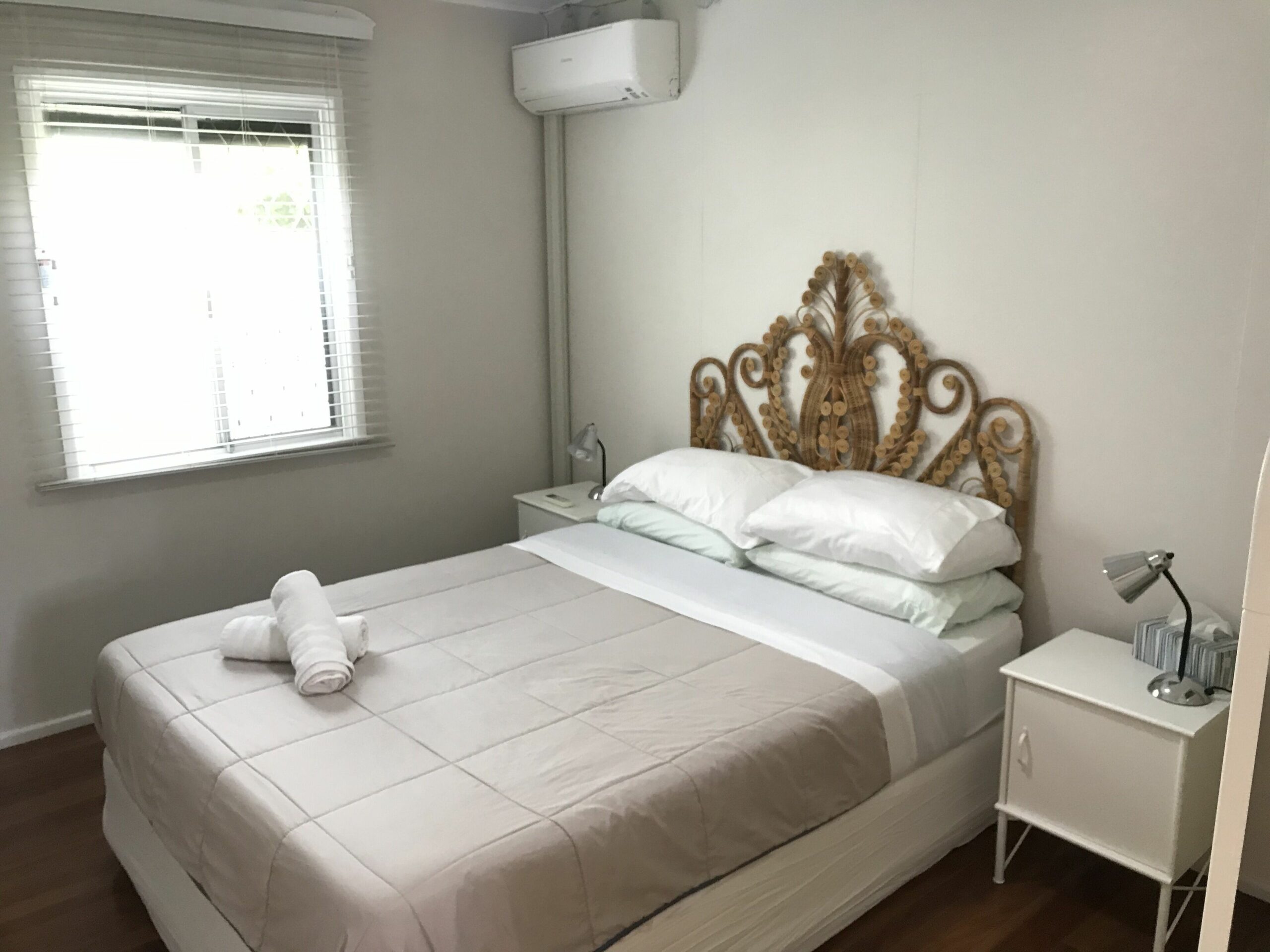 Surfers Beach Cottage Pet Friendly