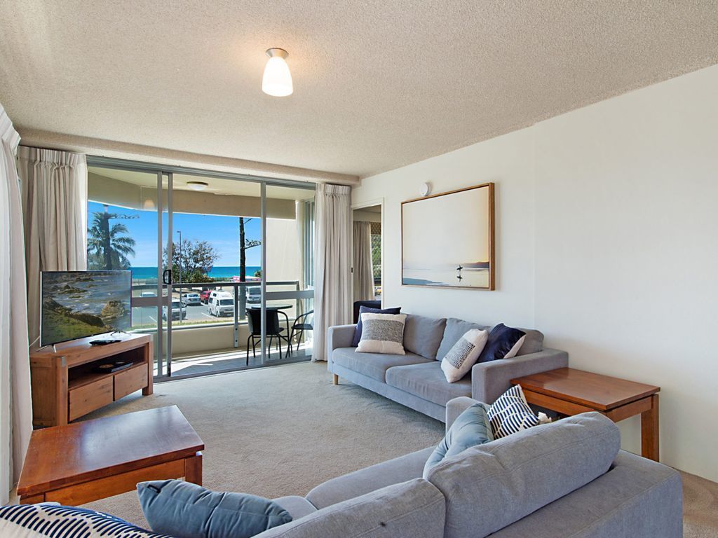 Kooringal Unit 3 – Wi-Fi included in this  apartment right on Greenmount Beach Coolangatta