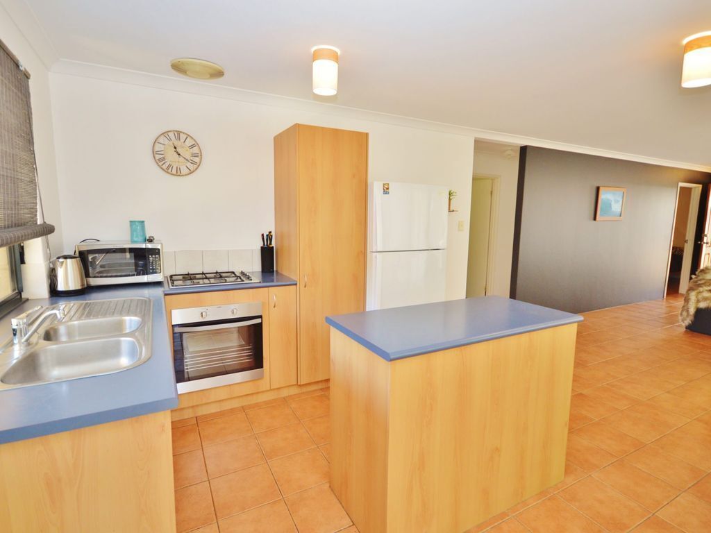 Only 5 Mins From Blue Holes Beach + Bonus Free Wifi is Available
