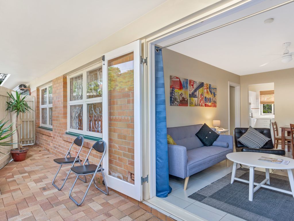 Tranquil 2 Bedroom Apartment in Clayfield