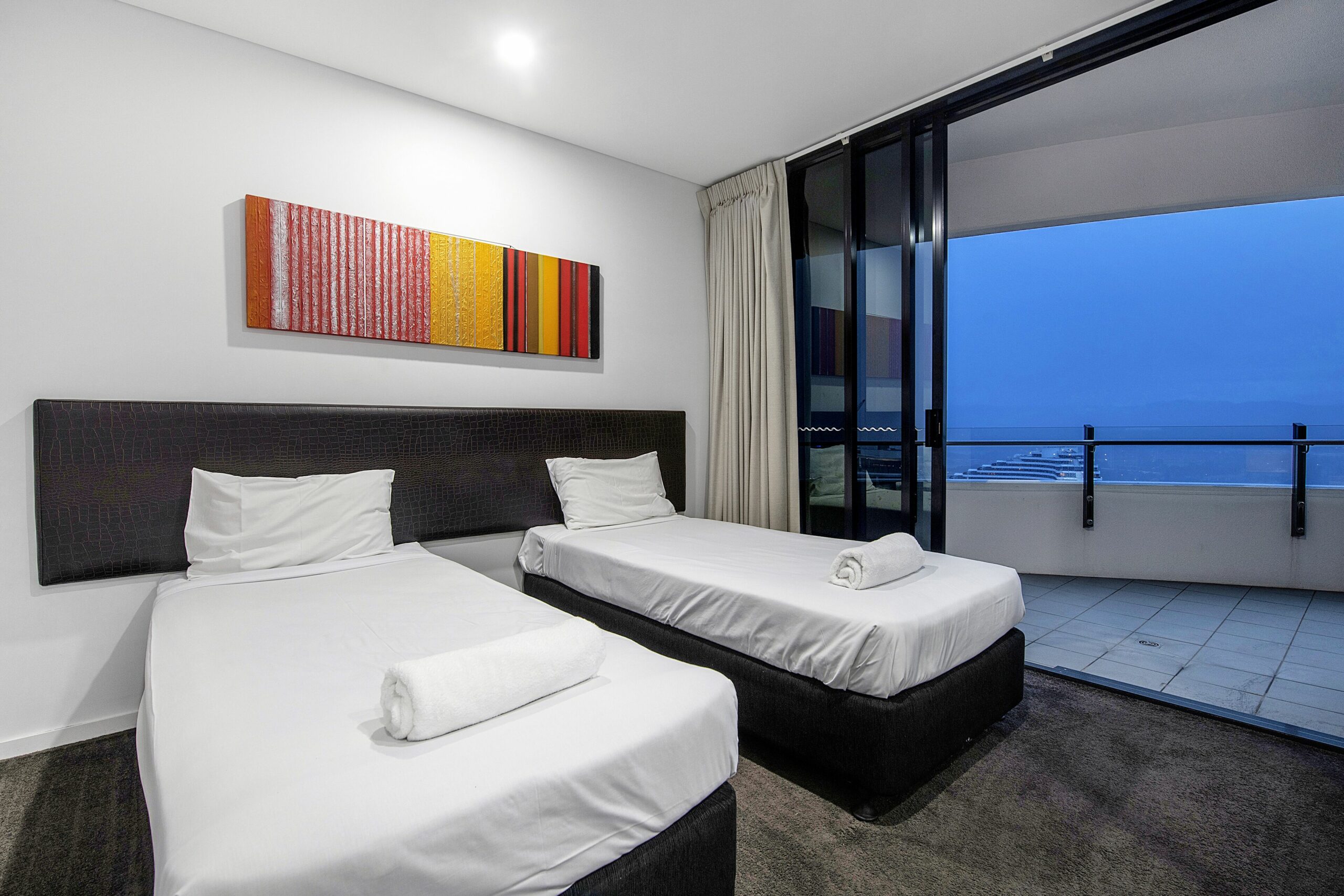 Wave Apartments Broadbeach