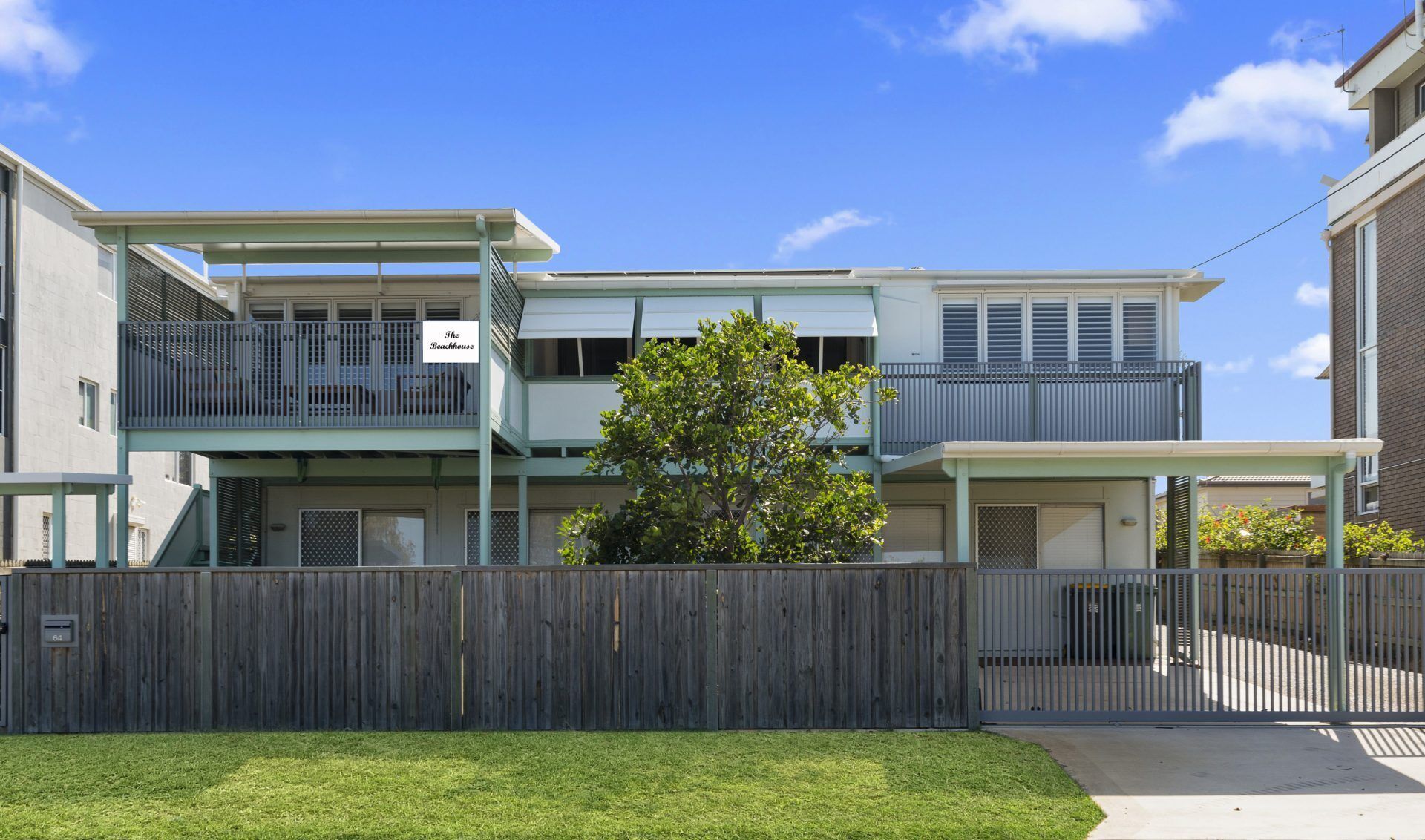 Woorim Beach House With Water Views