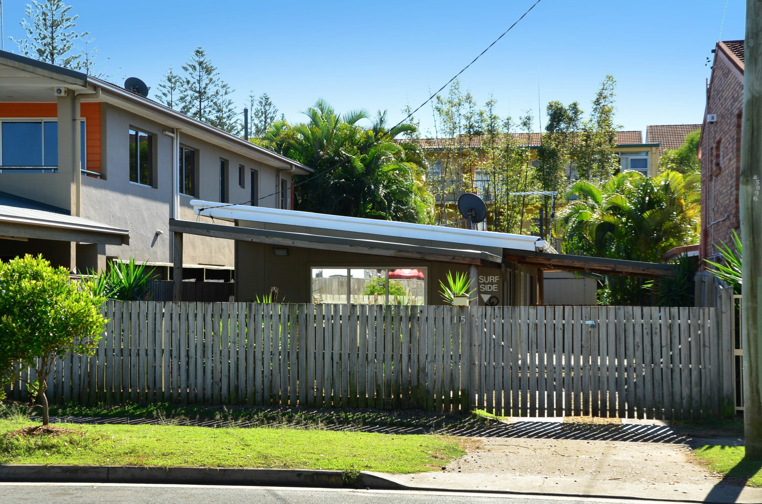 Funky Beach House on the Best Beach on Gold Coast