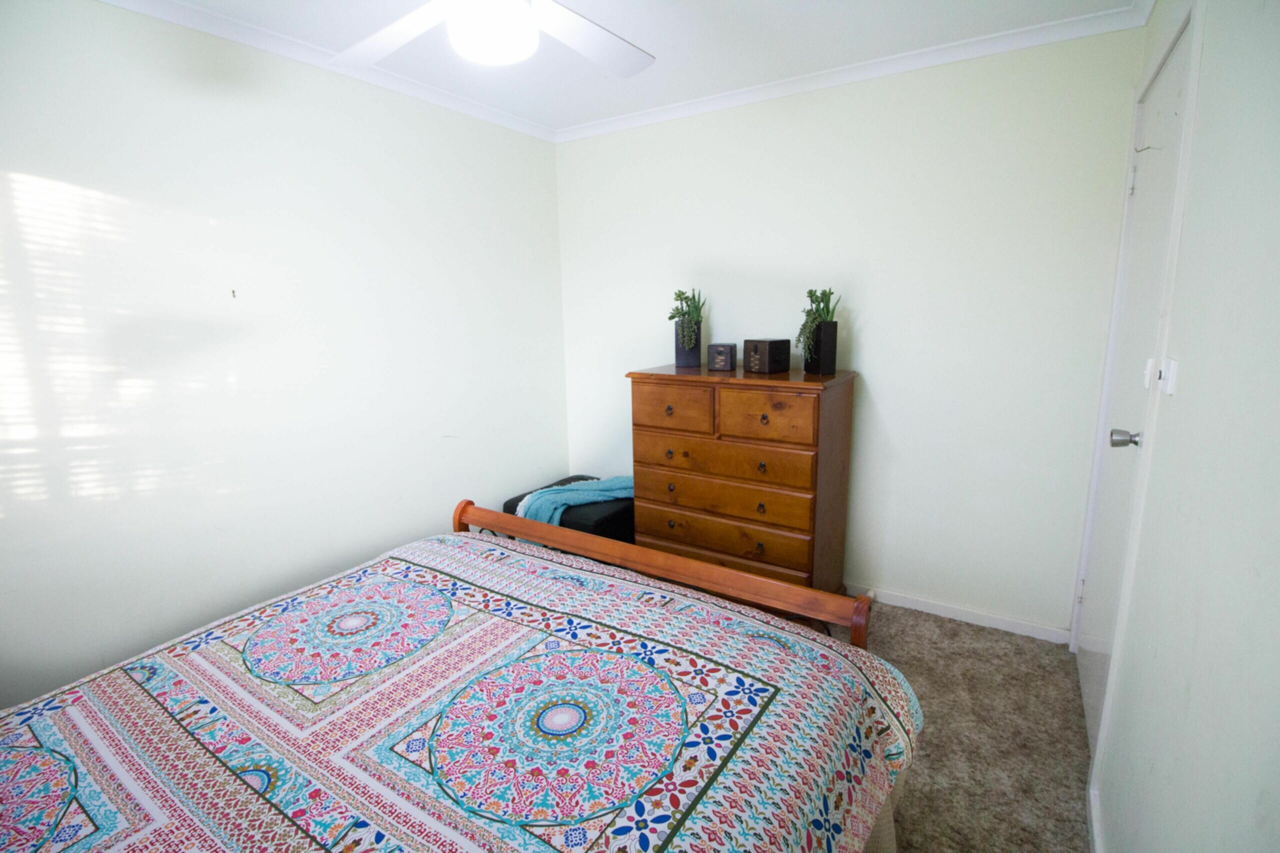 Manilla Cottage - Manilla NSW - FREE WiFi - Pet Friendly - Paragliding - Nature - Lake Keepit - Country Music