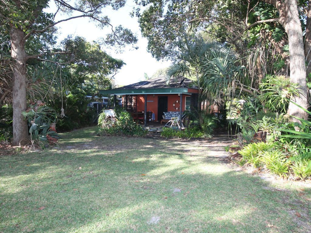 Signal Cottage – beach front