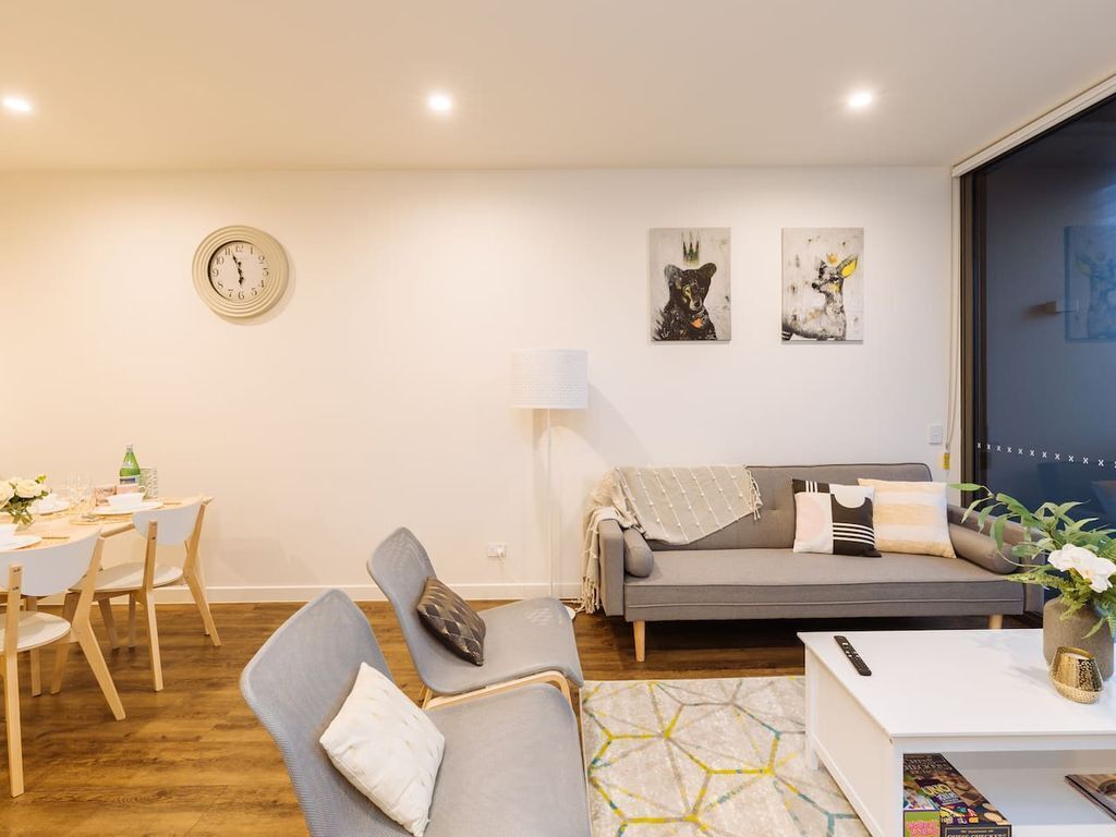 Modern and Elegant 2 Bed Apt @ Southbank