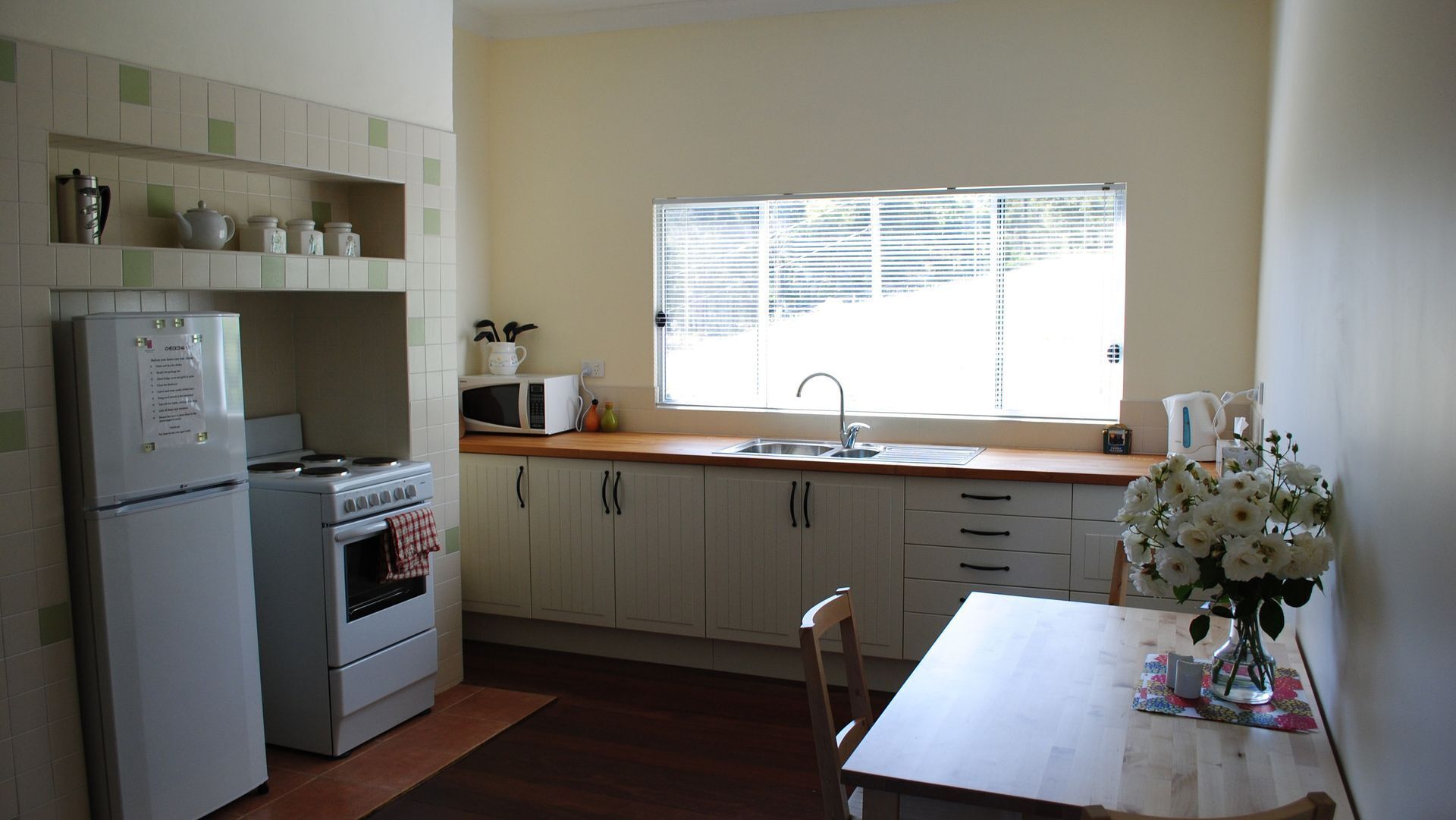 Edenside Cottage - located at Perth Hills