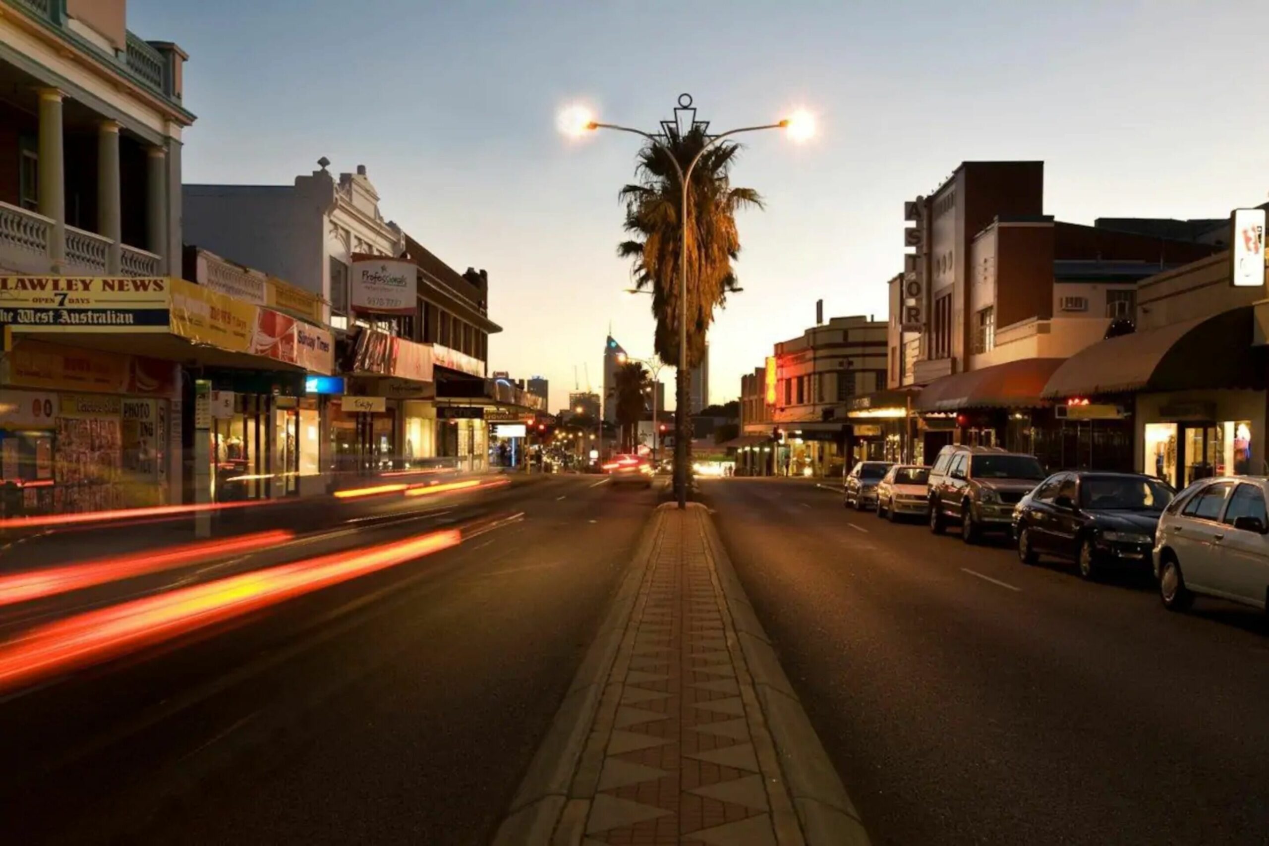 Luxury 4-bedroom House - Mount Lawley