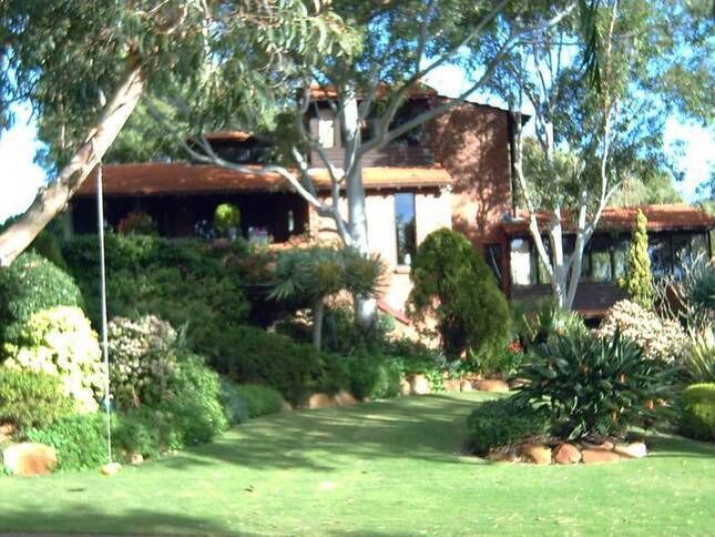 The Gums, Garden Apartment