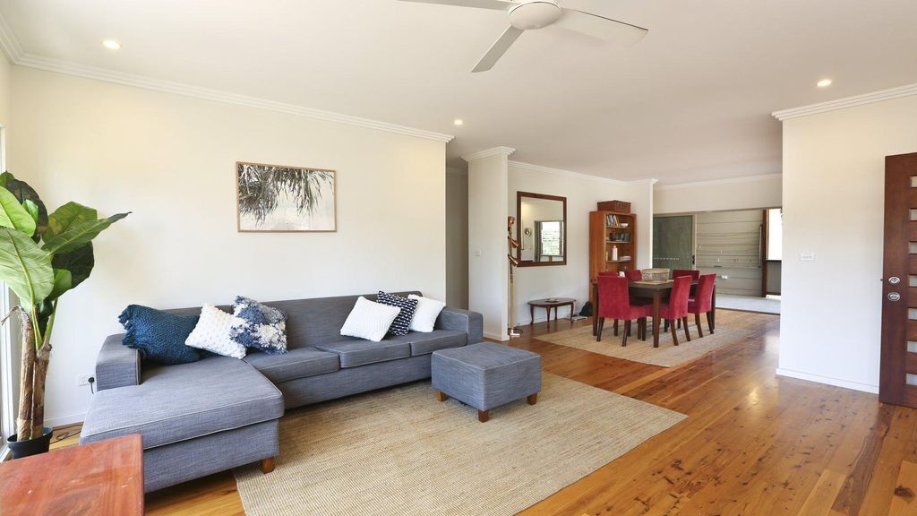 River Breeze 60 Wooli Street Yamba. Linen - Unlimited Wi-fi Just Listed