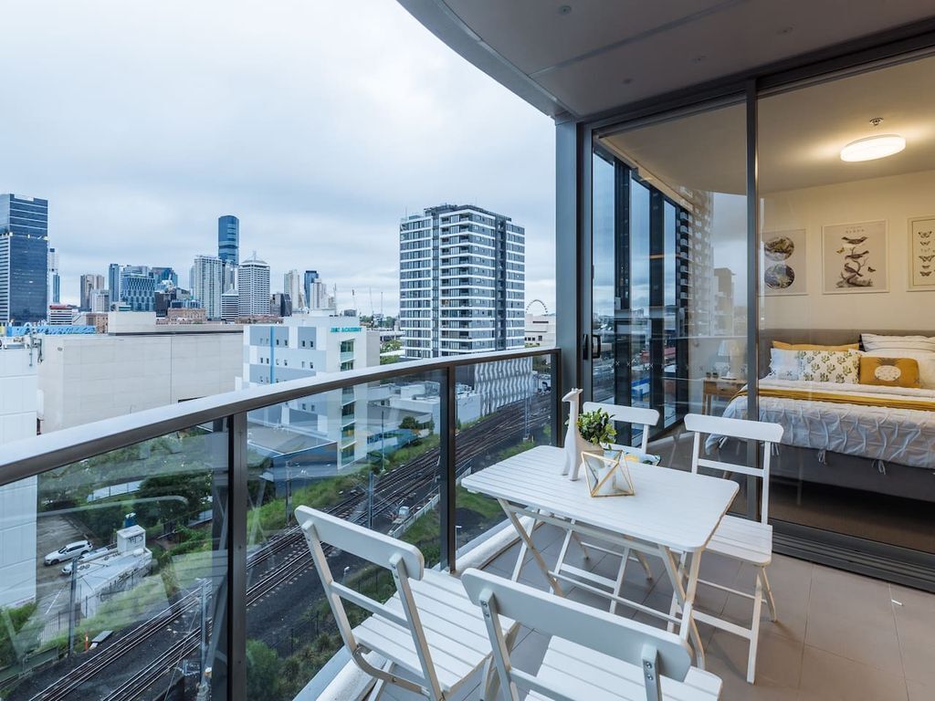 Modern and Elegant 2 Bed Apt @ Southbank